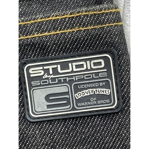 VTG Studio By Southpole Embroidered Denim Jeans 34 Looney Tunes Wile E Coyote - Picture 3 of 16